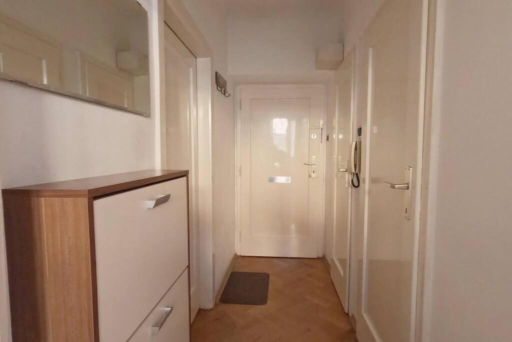 Vienna: Cozy 2-Room Apt. Extérieur photo